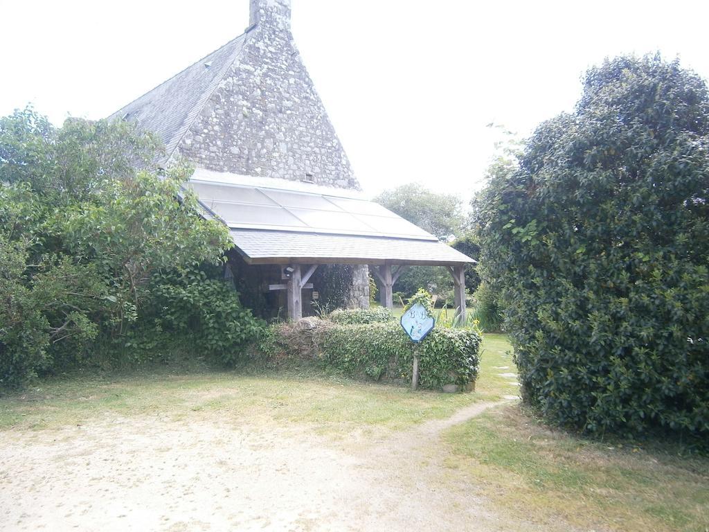 Les Chaumieres De Kerimel Bed and Breakfast Ploemel Εξωτερικό φωτογραφία
