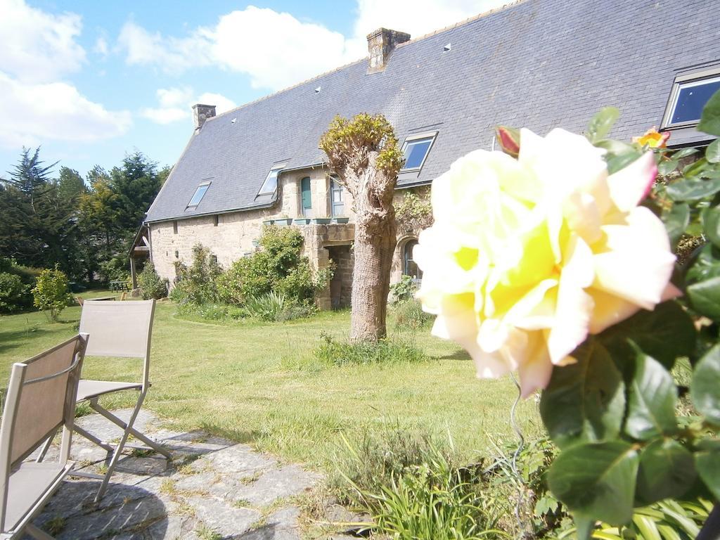 Les Chaumieres De Kerimel Bed and Breakfast Ploemel Εξωτερικό φωτογραφία